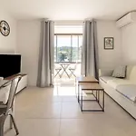 Odyssee 80-2 By Interhome شقة لا كروا فالميه