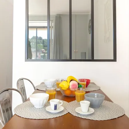 Odyssee 80 By Interhome *